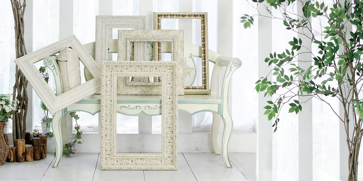 19 Clever Ways To Use Picture Frames That Don’t Involve Pictures
